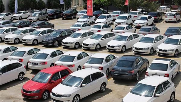 حماية المستهلك: الشركات ملزمة بتسليم السيارات بالسعر القديم حتى شهر أبريل.. فيديو