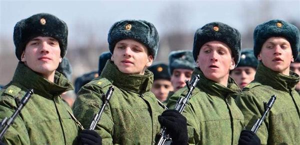 بوتين يأمر بزيادة رواتب الجنود الروس