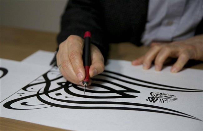 150 فنانا يشاركون في الدورة السابعة لملتقى القاهرة الدولي لفنون الخط العربي