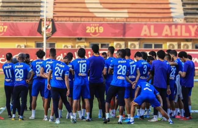 الأهلي يقرر إغلاق تدريباته في المغرب أمام الإعلام قبل مواجهة الوداد بنهائي دوري الأبطال