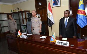   وزير الدفاع يعود إلى أرض الوطن عقب انتهاء زيارته الرسمية إلى الكونغو