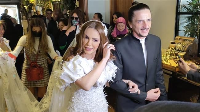 دنيا عبد العزيز تحتفل بزفافها اليوم وسط حضور من الفنانين