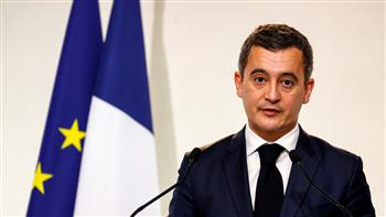   وزير الداخلية الفرنسي يستنكر اقتحام المشجعين الريطانيين لملعب فرنسا