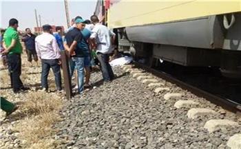  قطار  ينهى حياة  طالبة  في المنيا