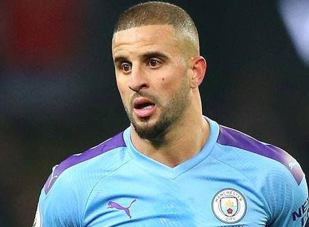 كايل ووكر يشارك فى تدريبات مانشستر سيتى قبل مواجهة ريال مدريد