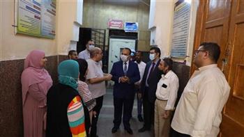   نائب محافظ المنيا يتفقد مستشفى المنيا ومصر الحرة 