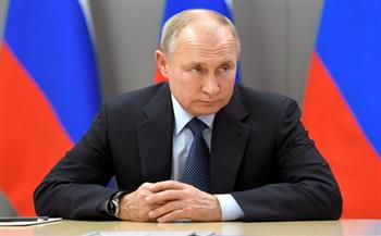   بوتين يُطلع ماكرون على التقدم المحرز بالعملية الروسية وإجلاء المدنيين من «آزوفستال»