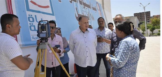 محافظ أسيوط يشهد المرحلة الأولى من التدريب الميداني للعاملين بمركز شبكات المرافق 