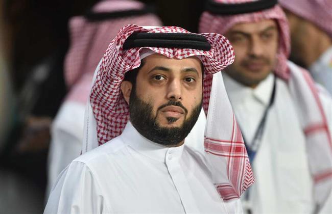 تركي آل الشيخ يربط كافاني بالليجا