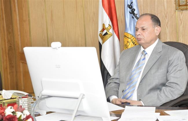 محافظ أسيوط يستعرض ملف توريد القمح ومنظومة الشكاوى