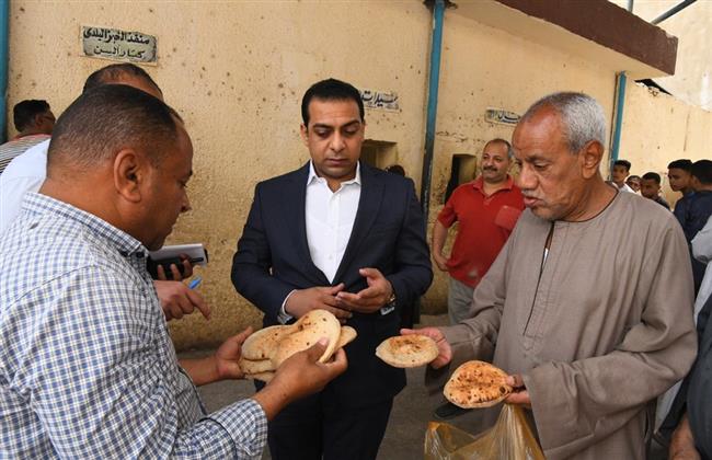نائب محافظ قنا يفاجئ عدد من المخابز البلدية في ثالث أيام العيد