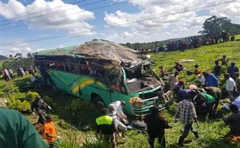   مصرع 20 شخصا اثر تحطم حافلة ركاب في غرب أوغندا