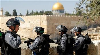   الاحتلال الإسرائيلي يُفرج عن مقدسيين بشرط إبعادهما عن المدينة أسبوعًا وتغريمهما