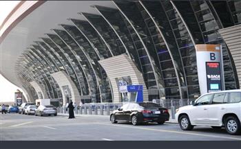   السعودية: تضع حواجز أمنية بمطار جدة لمنع دخول غير المسافرين 