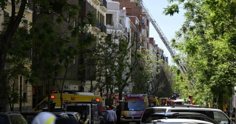 إصابة 17 شخصا بانفجار مبنى في مدريد