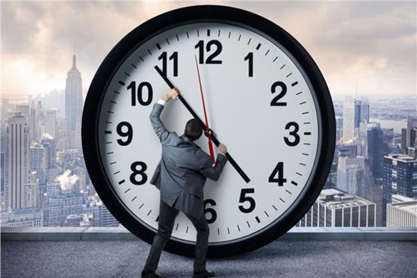 عالم أزهري يوضح كيفية استغلال الوقت والإحساس ببركته