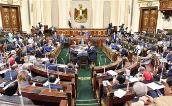   "البرلمان" يقف دقيقة حدادا على أرواح شهداء هجوم سيناء الإرهابي