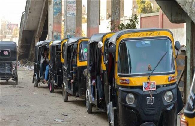 محافظ الجيزة: حظر سير مركبات "التوك توك" بقطاع هضبة الأهرام