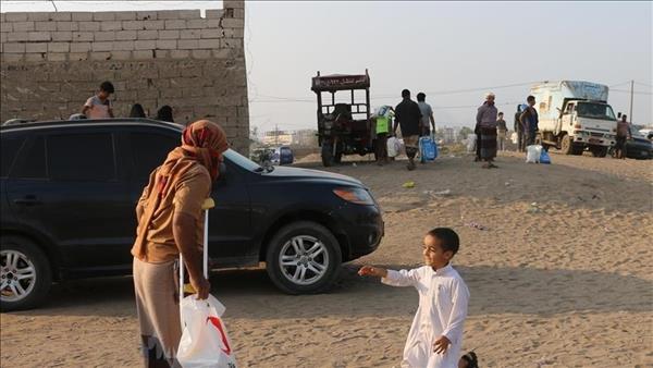 اليونيسف تعلن توزيع مساعدات على 66 ألف نازح يمني