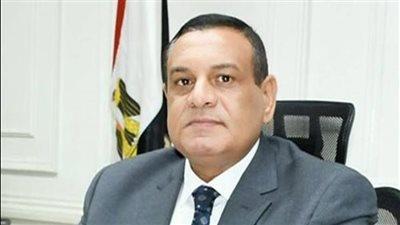 محافظ البحيرة يحيل 29 عاملا للتحقيق لعدم الالتزام والانضباط الإدارى 
