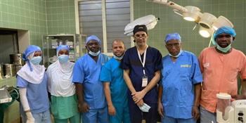   القافلة الطبية لجامعة أسوان بتنزانيا.. فحص ١٤٥ حالة مرضية وإجراء ١١ عملية جراحية