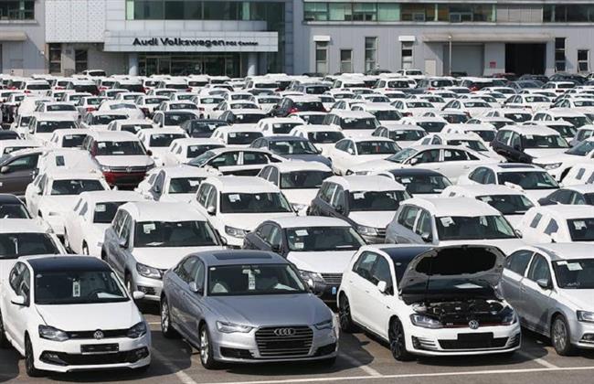 20 % زيادة في الأسعار.. الفترة المقبلة صعبة على تجار ومستهلكي السيارات.. فيديو