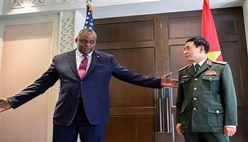   أول لقاء بين وزيرى الدفاع الأمريكى والصينى .. أجواء ودية عكرت صفوها «تايوان»