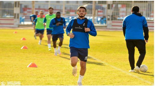 تدريبات بدنية للاعبي الزمالك في صالة الجيمانزيوم