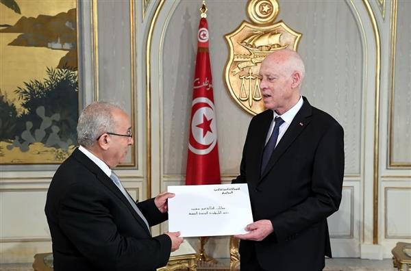 وزير الخارجية الجزائري: زيارتي لتونس لبحث العلاقات الثنائية والأوضاع الليبية