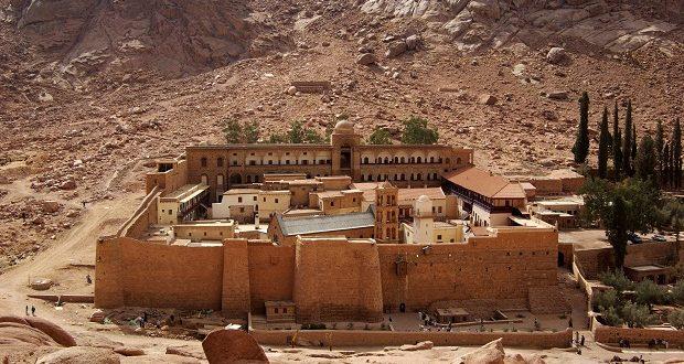 تضم أقدم دير في العالم.. تعرف على المعالم الآثرية بمدينة سانت كاترين 