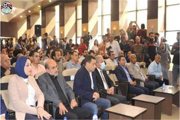 اتحاد الكرة يعقد مؤتمرًا عقب لقاء كوريا الجنوبية