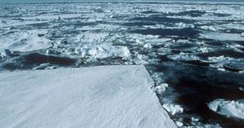    يهدد النظام البيئي.. اكتشاف جزيئات البلاستيك في جليد أنتاركتيكا 