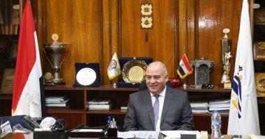 محافظ قنا يكلف رؤساء الوحدات المحلية بسحب عمال النظافة خلال فترة الظهيرة