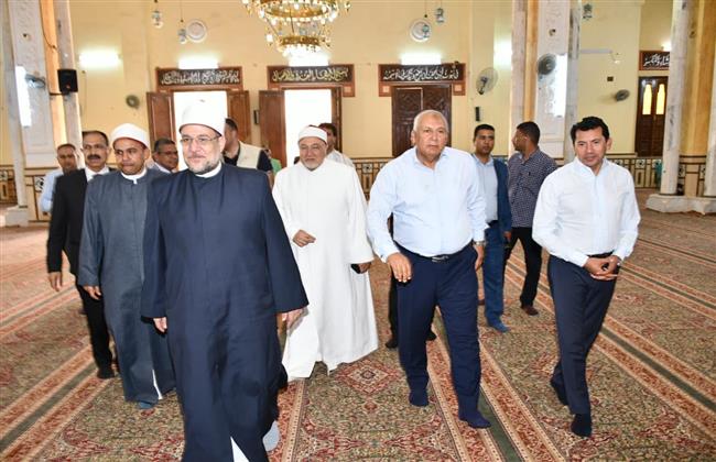 وزير الشباب والرياضة يشيد بالبرنامج الصيفي للأطفال