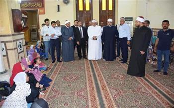 افتتاح أولى فعاليات اللقاء المفتوح بين علماء الأوقاف وشباب الوادي الجديد