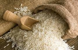   عضو شعبة المواد الغذائية يطالب الحكومة بتسعير الأرز