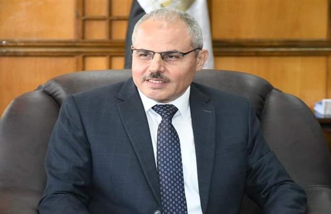 إنطلاق الندوة التعريفية للإدارة المستدامة لمكافحة أمراض المانجو بجامعة القناة 