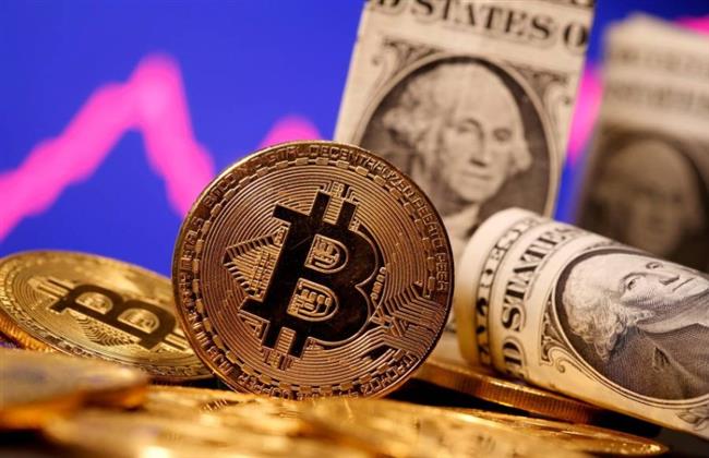 خسائر فادحة في سوق «العملات الرقمية» وتوقعات بانخفاض بيتكوين إلى 20 ألف دولار