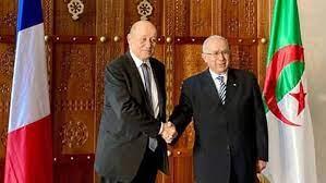   وزيرا خارجية فرنسا والجزائر يبحثان الوضع في ليبيا ومالي