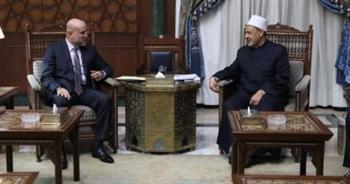 الرئيس الفلسطينى يشكر شيخ الأزهر على مراجعة مصحف "المسجد الأقصى"