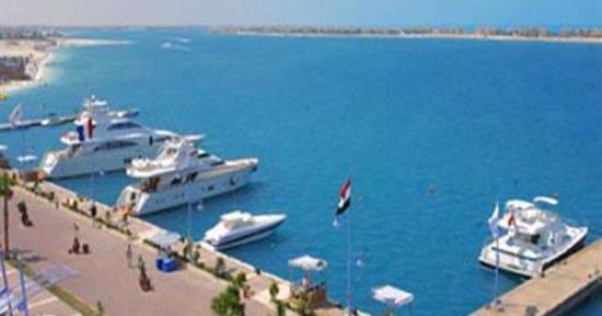 السفير الفلبيني يشيد بتجربة تحويل شرم الشيخ إلى مدينة خضراء صديقة للبيئة