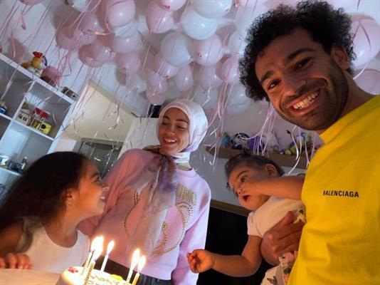 تهنئات وإشادات من الأندية الأوروبية احتفالا بعيد ميلاد النجم محمد صلاح