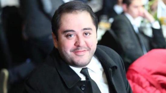 بعد إجراؤه عملية بالعين..الفنان عمرو عبد العزيز يكشف تطورات حالته الصحية