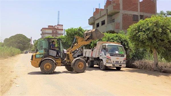 حملات نظافة مكثفة بحي أول وثان طنطا ورفع ١٩٠ طنا مخلفات 