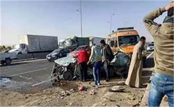 نزيف الدماء.. إصابة 4 أشخاص في حادث تصادم سيارتين بالبحيرة