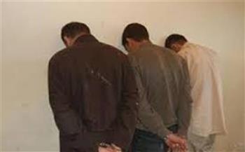 بعد تداول فيديو لهم على فيسبوك.. ضبط 3 متهمين بذبح ماشية نافقة فى أسيوط 