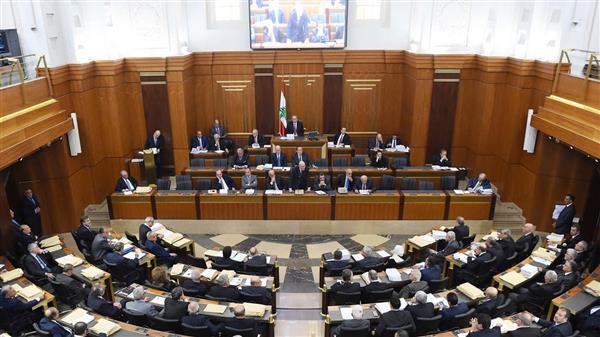 لجنة المالية بالبرلمان اللبناني تدعو الحكومة لاجتماع الأسبوع المقبل