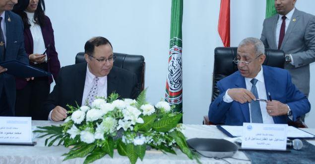 اتفاقية تعاون علمي وتقني بين الأكاديمية العربية والمركز القومي للبحوث 