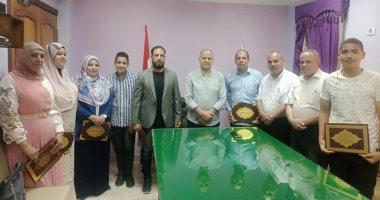 وكيل تعليم كفر الشيخ يكرم الفائزين بمسابقات التربية الاجتماعية والاتحادات الطلابية
