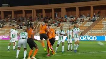 الدوري المغربي: نهضة بركان يفوز على الدفاع الحسني 3/2
